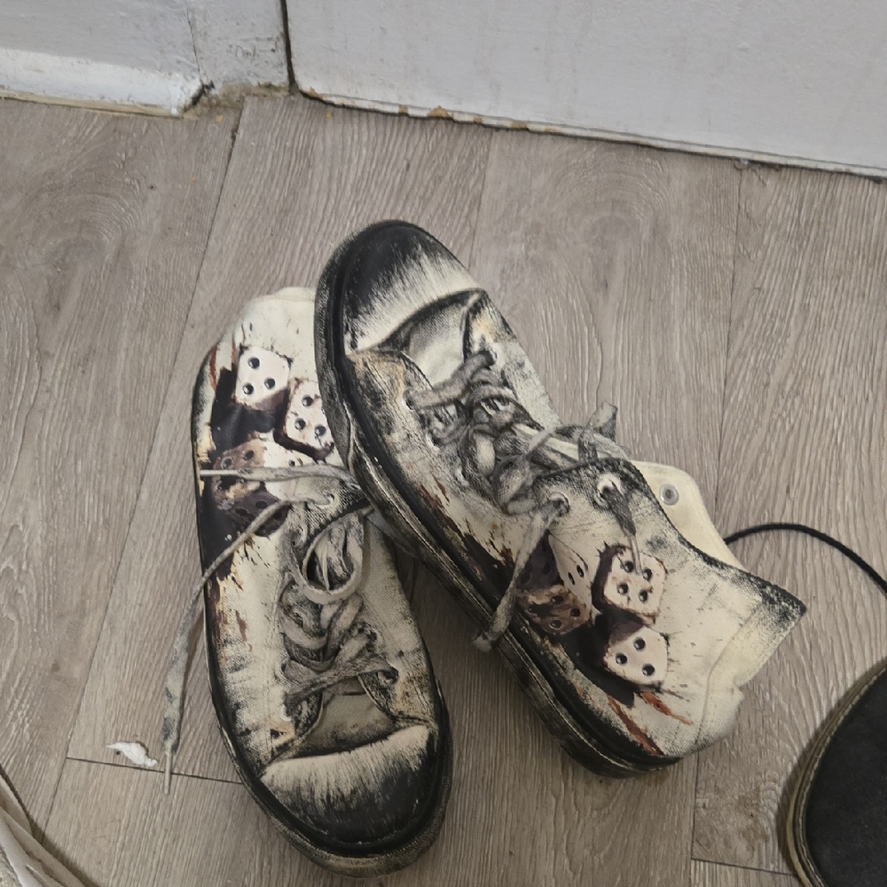 Converse Kids Cream and Black High-Top Sneakers with Dice Graphic